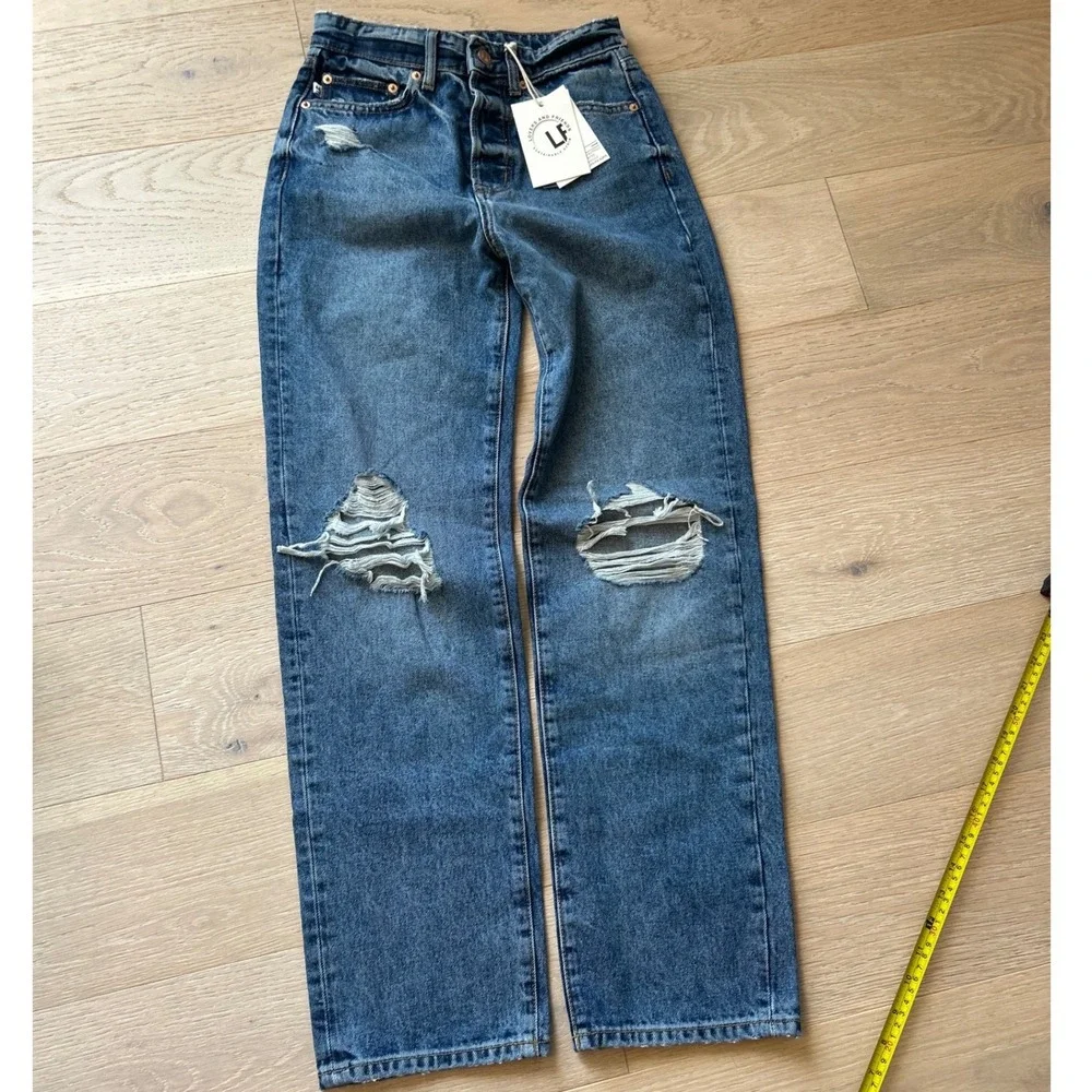 BRAND NEW Lovers and Friends Sustainable Distressed Straight Leg Jeans Blue 24